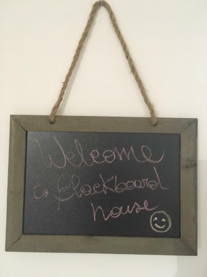Blackboard House Gasthof Bari