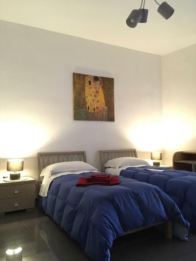 Blackboard House Gasthof Bari