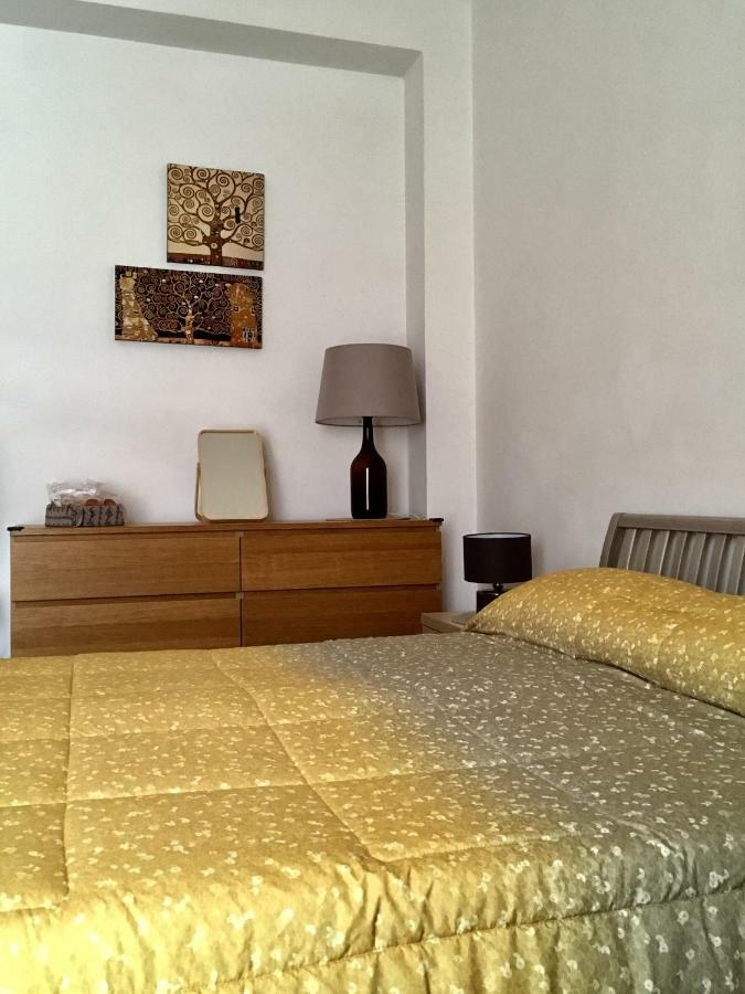 Blackboard House Bari